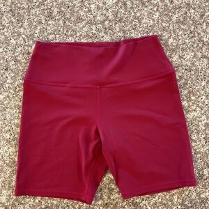 Athleta Transcend Short 7” Inseam  Berry Red Size Large